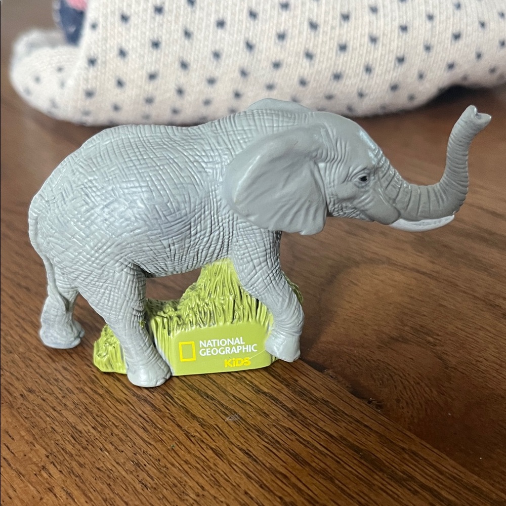 Tonies National Geographic Kids Gray Elephant
